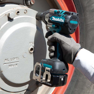Makita DTW700 18V Cordless Impact Wrench – Body Only