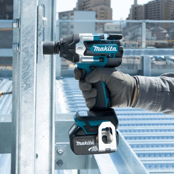 Makita DTW700 18V Cordless Impact Wrench – Body Only Makita DTW700 18V Cordless Impact Wrench – Body Only